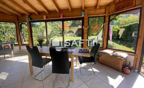 Haus in Sciez, Auvergne-Rhone-Alpen, Frankreich 1