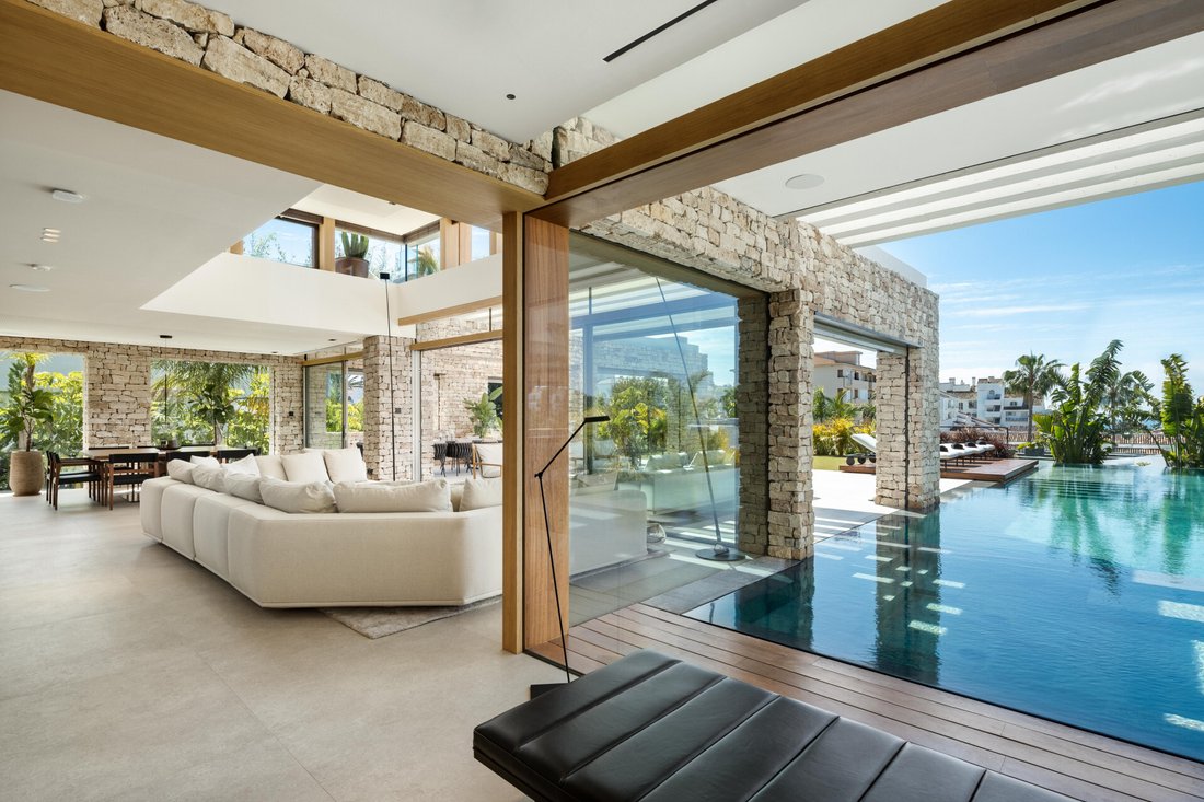 Villa in Nueva Andalucia, Marbella, Spain 4 - 16805906