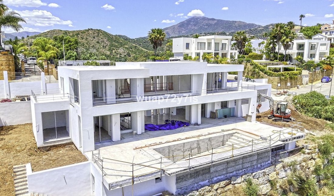 Villa in Benahavis, Andalusia, Spain 2 - 16805410