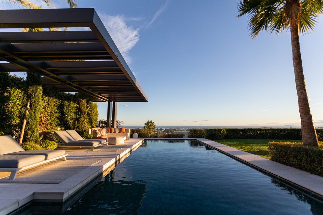 Villa à Nueva Andalucia, Marbella, Espagne 1 - 16806062
