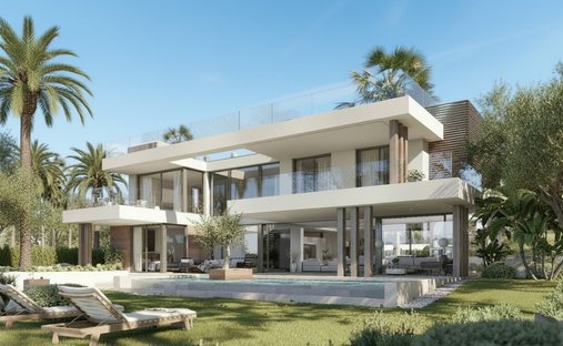 Villa in Golden Mile, Andalusia, Spain 1
