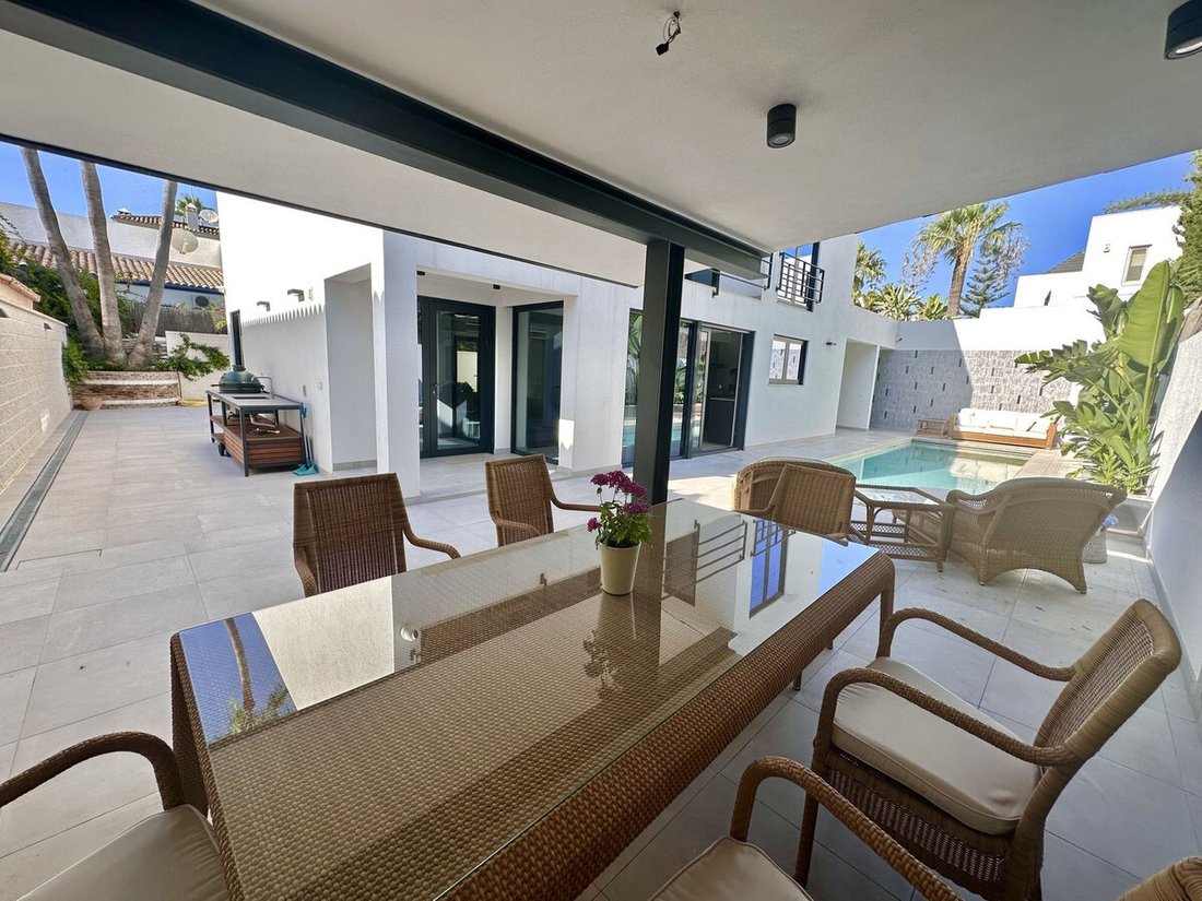 Villa in Nueva Andalucia, Marbella, Spain 4 - 16805301