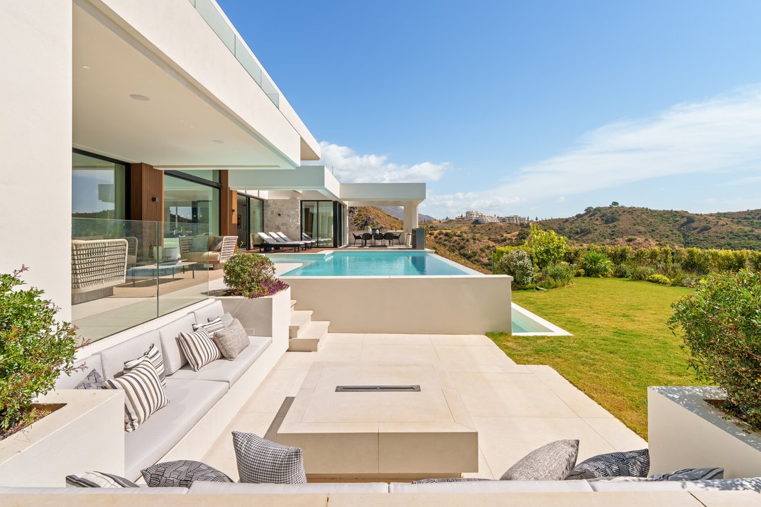 Villa in Benahavis, Andalusia, Spain 2 - 16805927