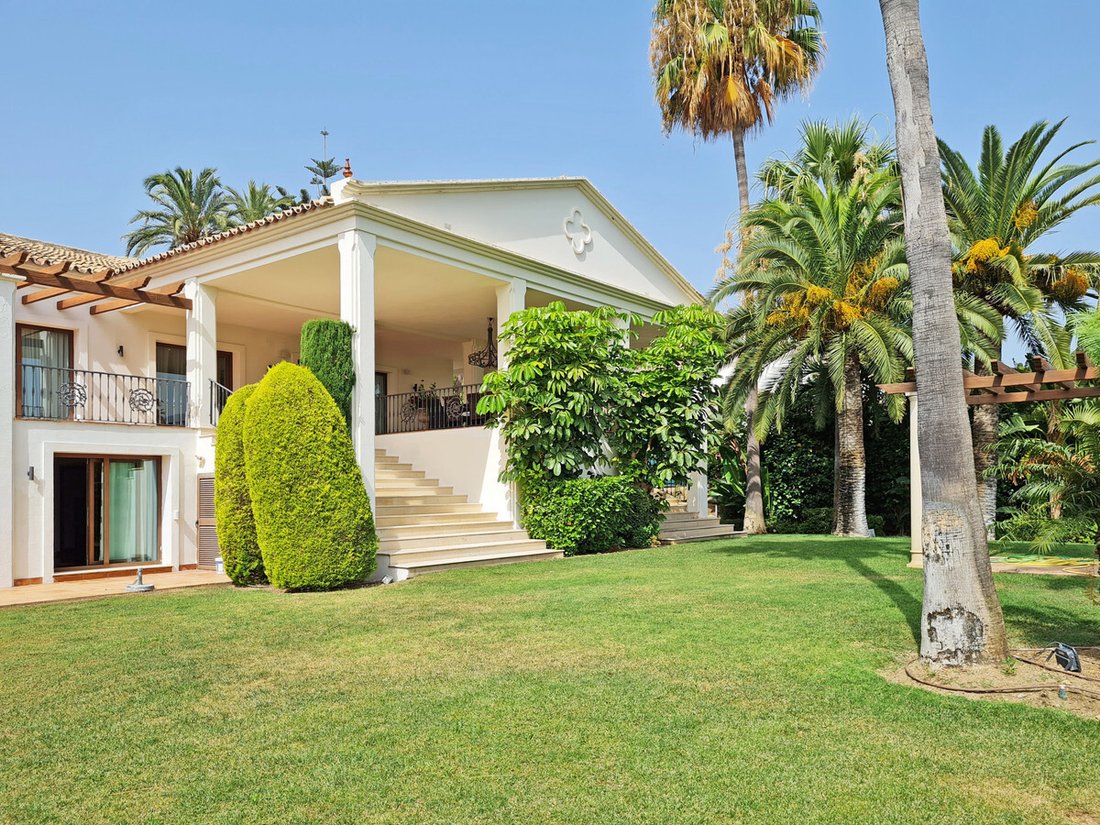 Villa a Nueva Andalucía, Marbella, Spagna 2 - 16804073