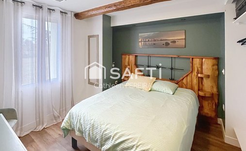 Elegant XI Xth Century Castle Beautiful Park Pool