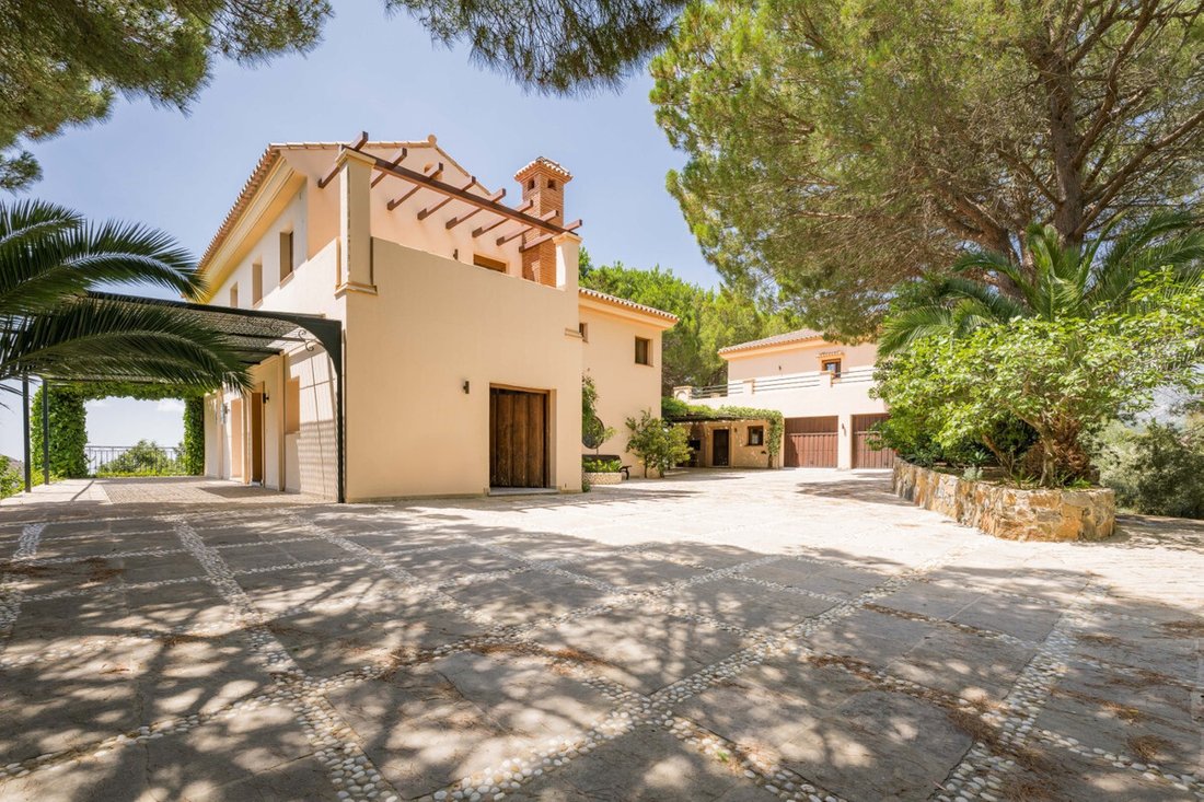 Villa in Ojen, Andalusia, Spain 3 - 16805098