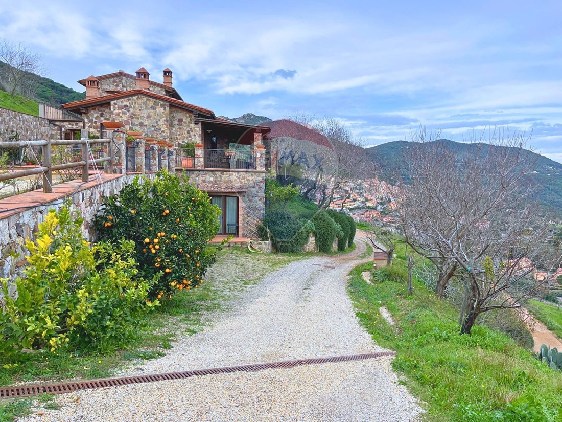 Villa in Rio Marina, Tuscany, Italy 4 - 16802715