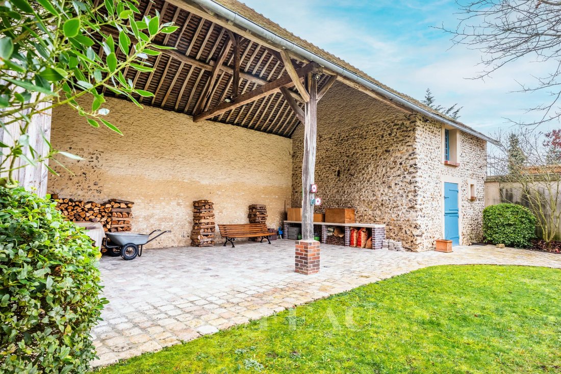 House in Houdan, Ile-de-France, France 2 - 16798193