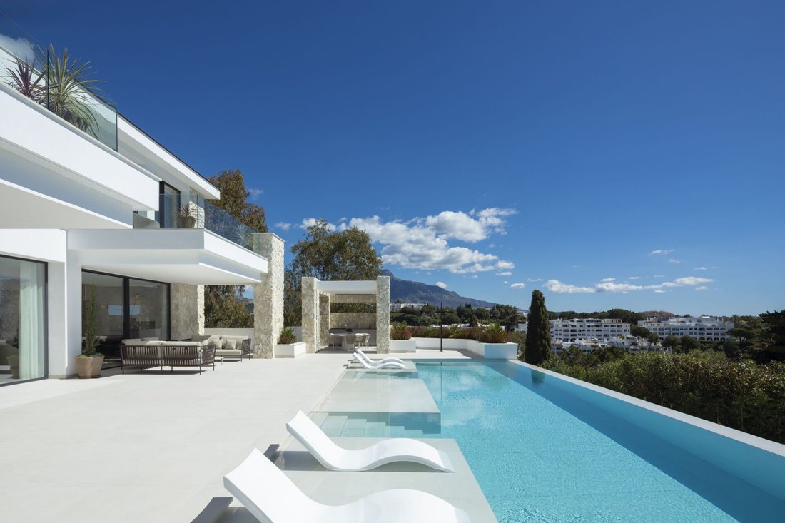 Villa in Benahavis, Andalusia, Spain 4 - 16805633