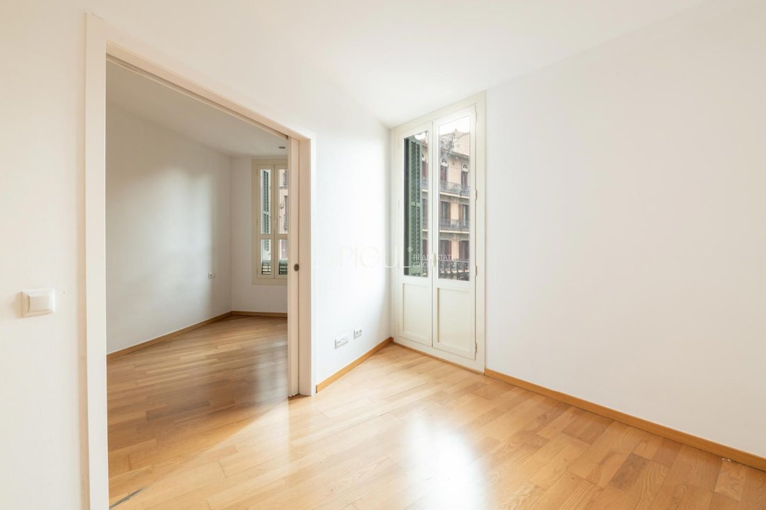 Appartamento a Eixample, Barcellona, Spagna 4 - 16798237