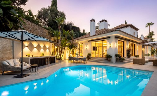 Villa in Benahavis, Andalusia, Spain 1