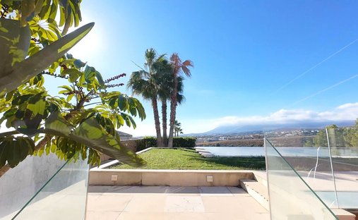 Villa in Estepona, Andalusien, Spanien 1