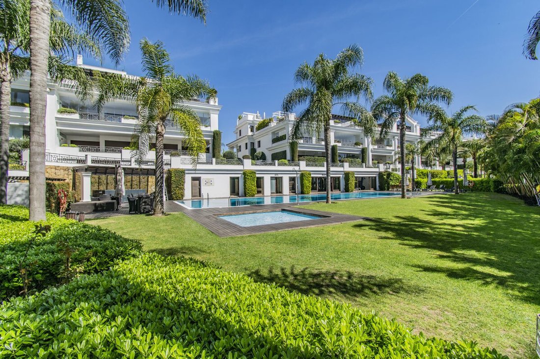 Penthouse in Estepona, Andalusia, Spain 5 - 16805748