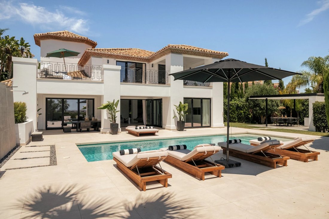 Villa in Nueva Andalucia, Marbella, Spain 1 - 16805345