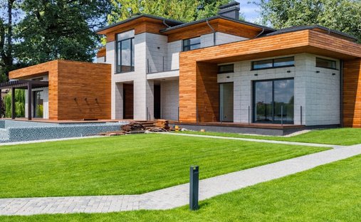 Castle for Sale in Mérignac, Nouvelle-Aquitaine, France