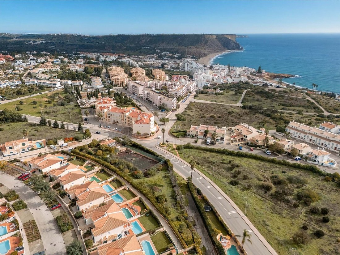 Land in Praia da Luz, Algarve, Portugal 3 - 16799661
