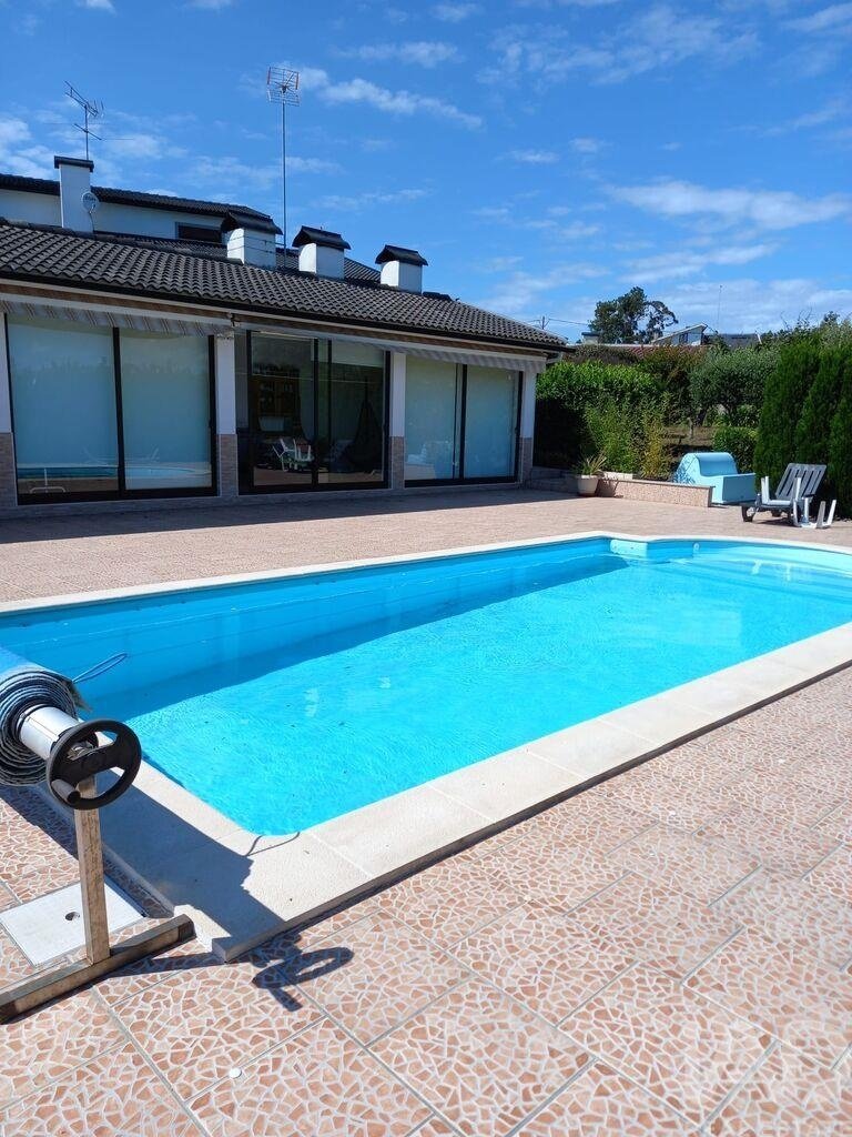 Townhouse in Aguada de Cima, Aveiro District, Portugal 4 - 16804332