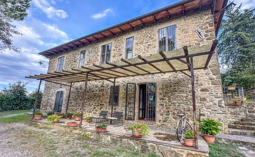 Castle To Be Renovated For Sale In Montalcino, Valdorcia
