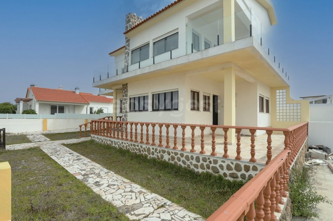 Apartment in Silveira, Lisbon, Portugal 5 - 16804120