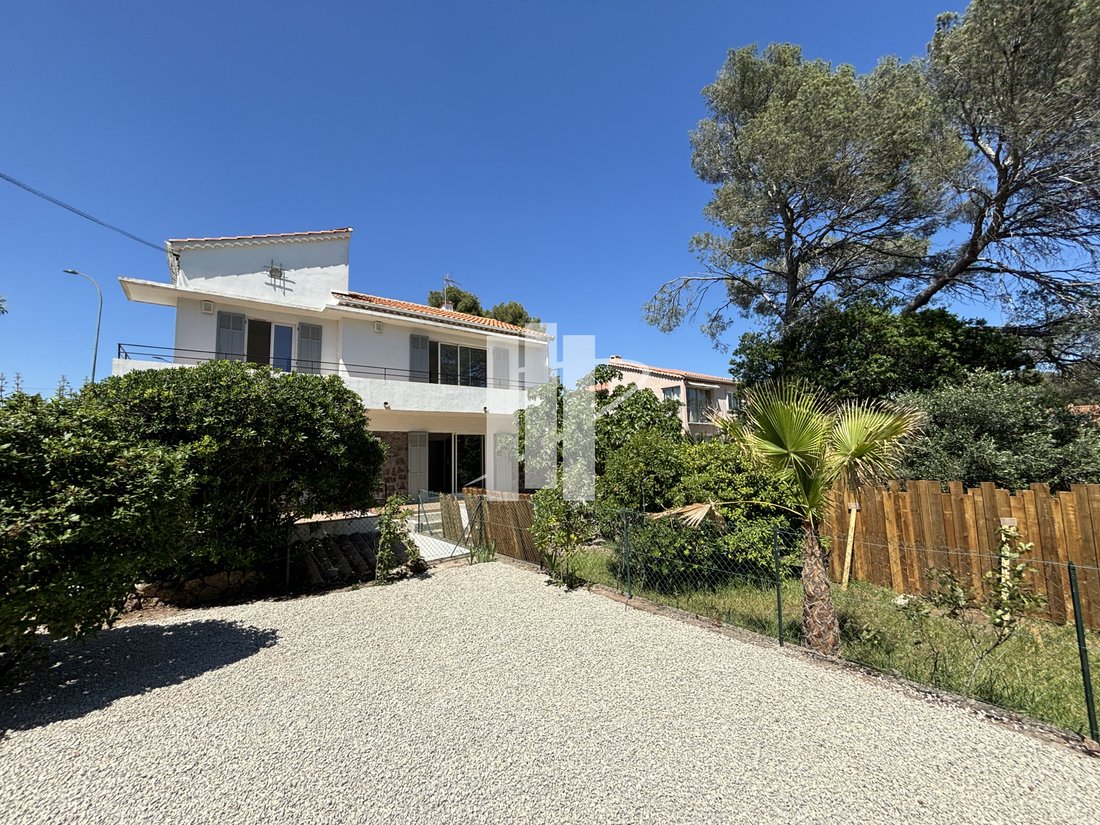 Apartment in Boulouris, Saint-Raphaël, France 1 - 16800546