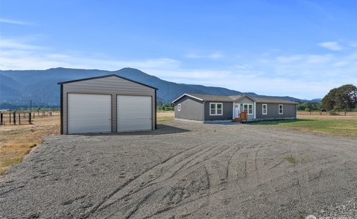 House in Randle, Washington, United States 1