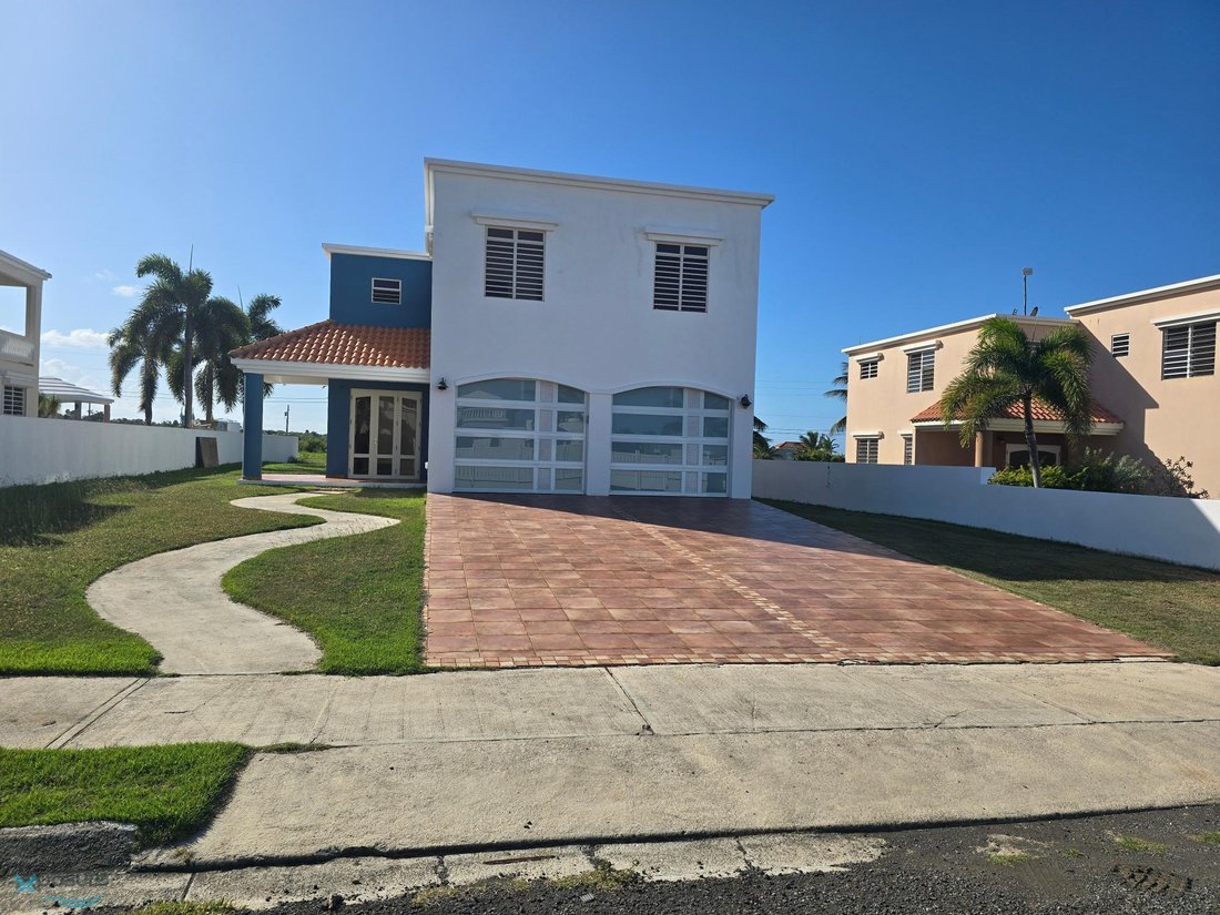 House in Isabela, Isabela, Puerto Rico 1 - 16805465