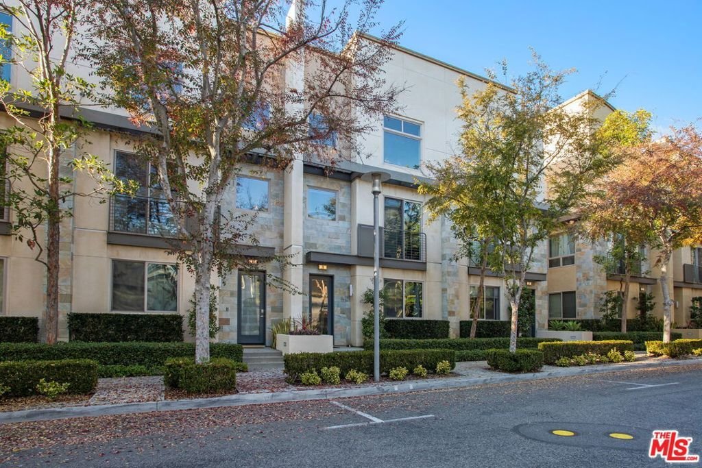 Townhouse in Irvine, California, United States 3 - 16807316