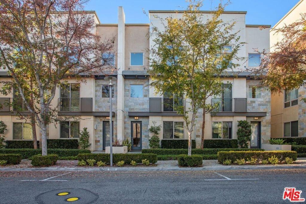 Townhouse in Irvine, California, United States 1 - 16807316