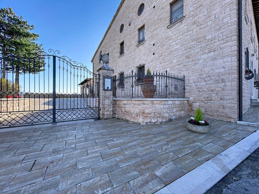 Villa in Cagli, Marche, Italy 4 - 16806960