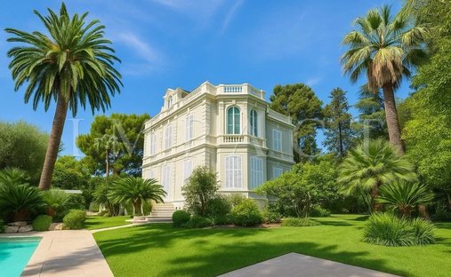 Villa in Camp Long, Cannes, France 1