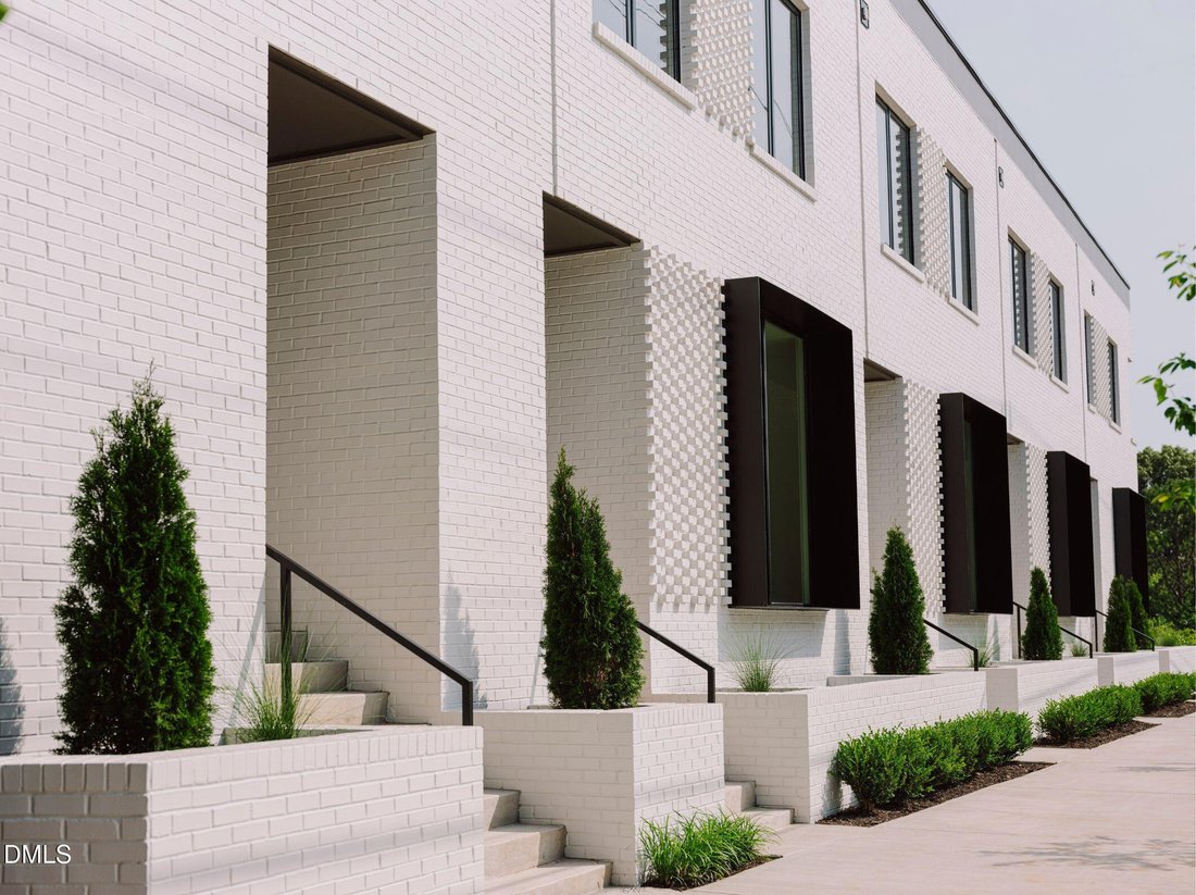 Townhouse in Raleigh, North Carolina, United States 1 - 16733435