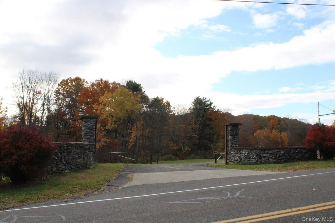 Rhinebeck, New York, United States 3 - 16801417
