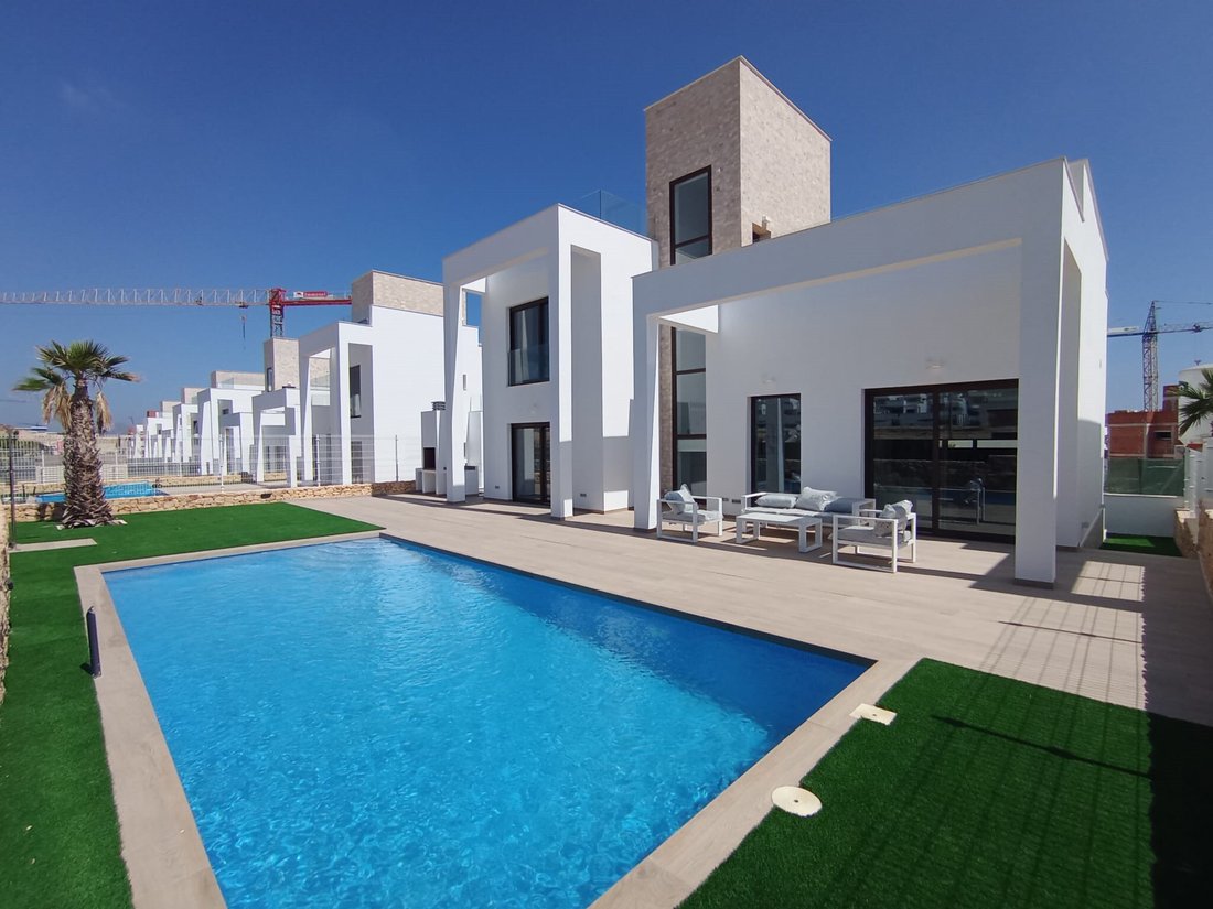 Villa in Finestrat, Valencian Community, Spain 1 - 13229656