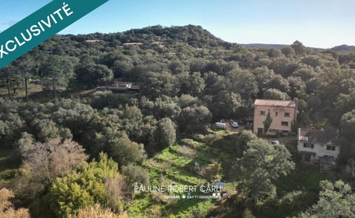 House in Lecci, Corsica, France 1
