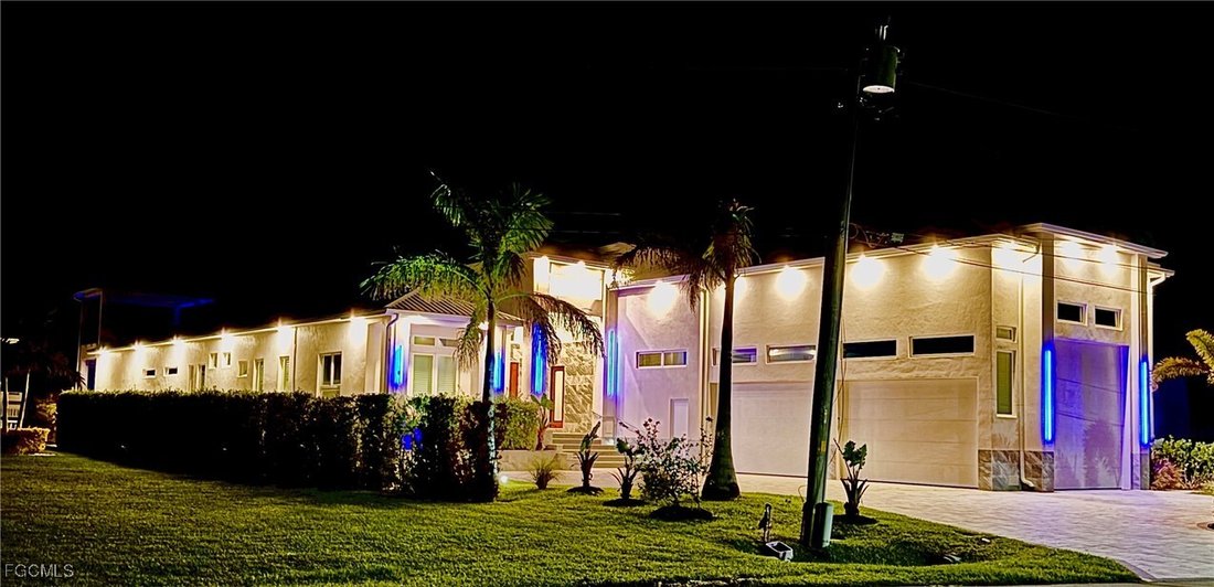 House in Cape Coral, Florida, United States 2 - 16807193