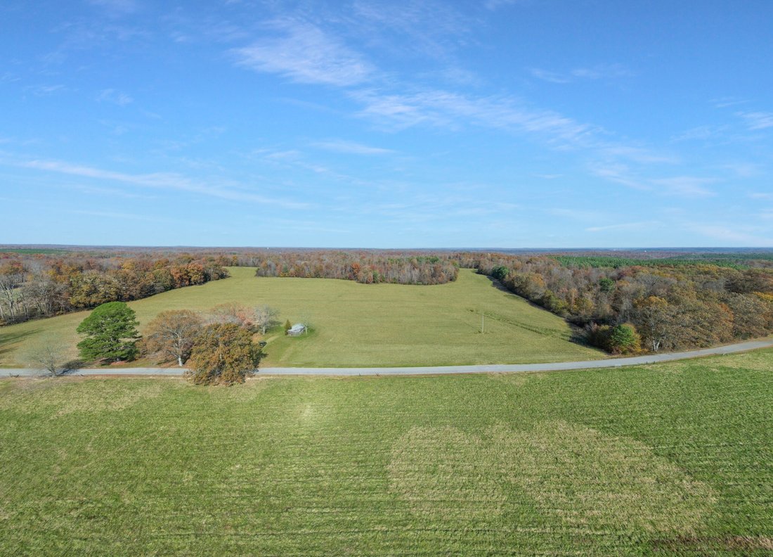 Land in Dover, Tennessee, United States 2 - 16802827