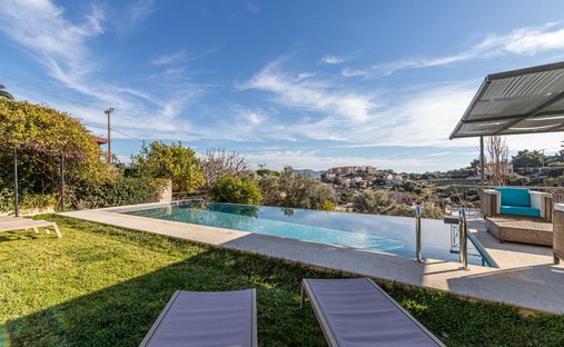 House in Saronida, Attica, Greece 1
