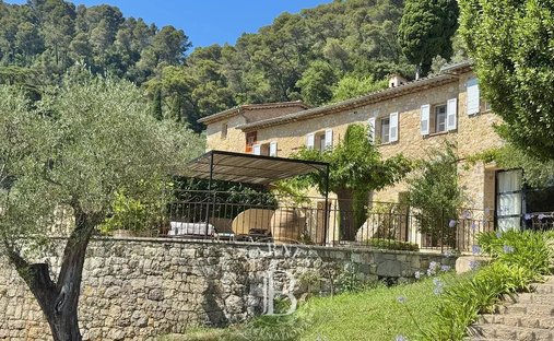 Country House in Cabris, Provence-Alpes-Côte d'Azur, France 1