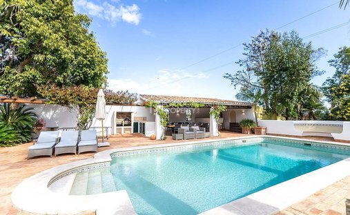 Villa in Mexilhoeira Grande, Algarve, Portugal 1