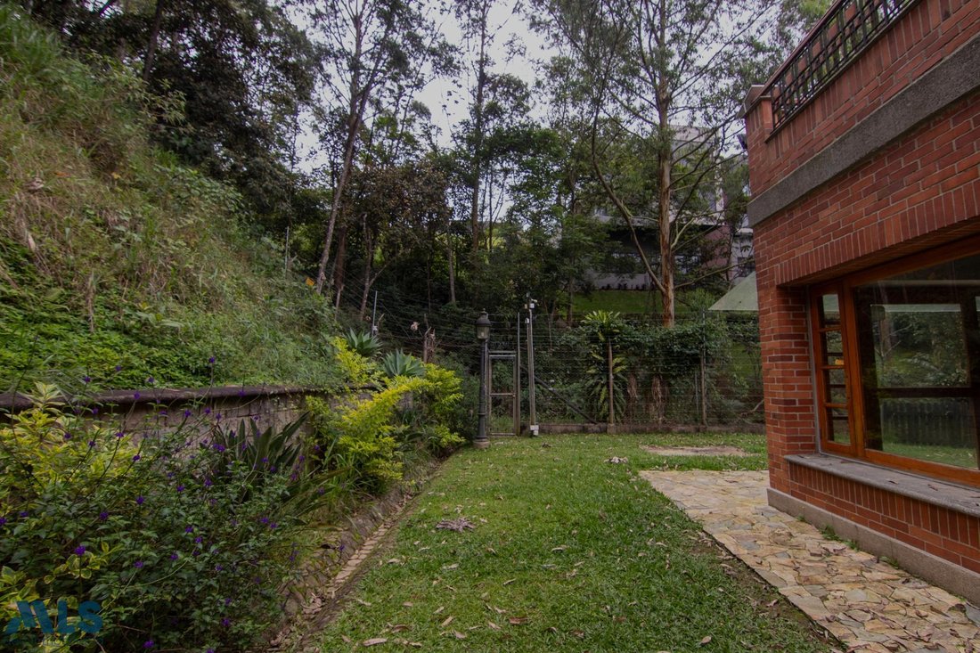 House in Medellín, Antioquia, Colombia 4 - 16805599