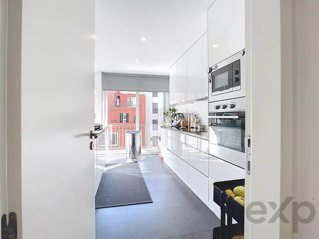 Apartment in Campo de Ourique, Lisbon, Portugal 5 - 16799124