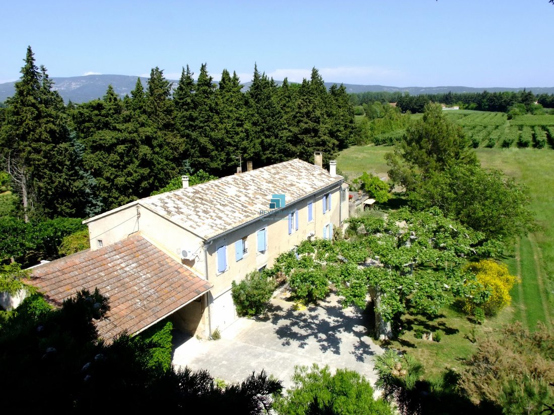 Country House in Nevons-route d'Apt, L'Isle-sur-la-Sorgue, France 1 - 16809068