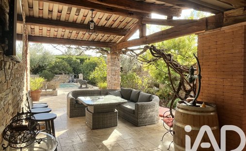 Chateau In Provence With Guest House And 13 Ha Land