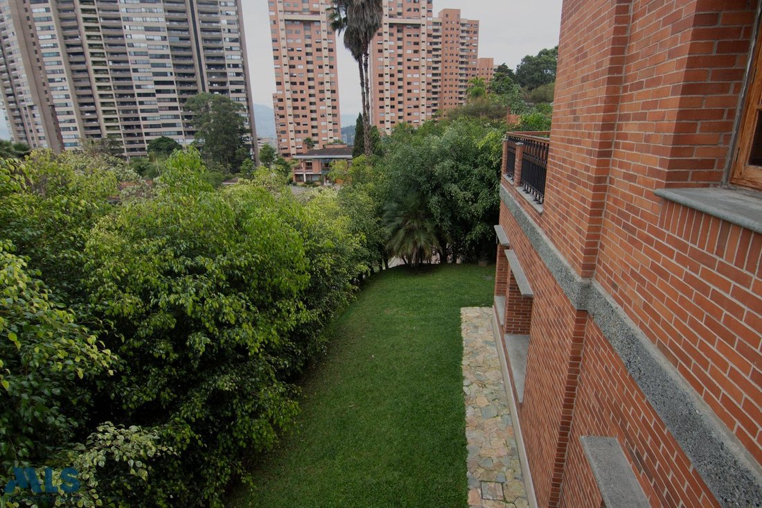 House in Medellín, Antioquia, Colombia 5 - 16805599