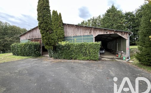 Castle for Sale in Pont-l'Évêque, Normandy, France