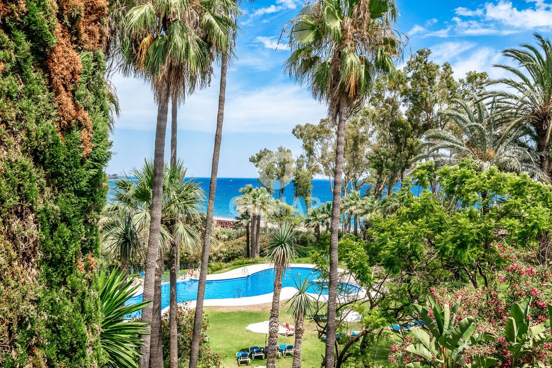Townhouse in Estepona, Andalusia, Spain 2 - 16799127