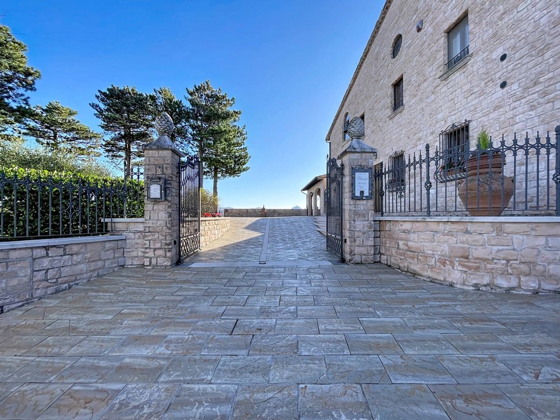 Villa in Cagli, Marche, Italy 5 - 16806960
