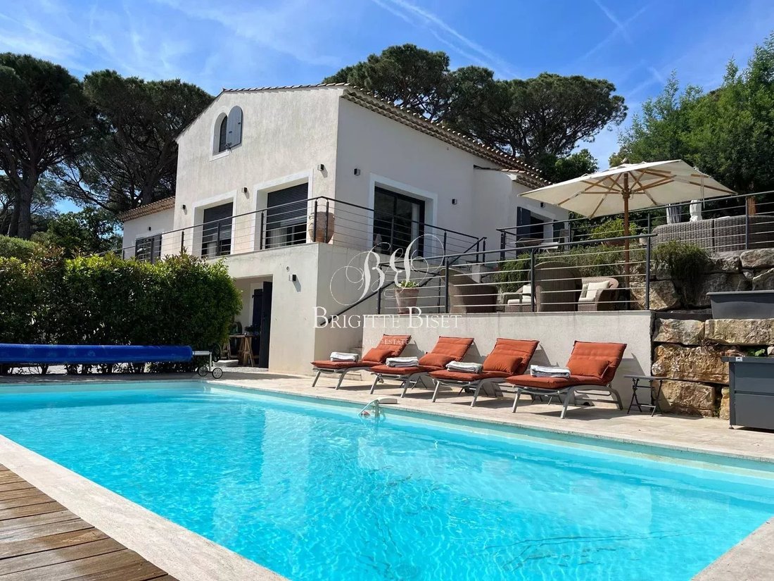 Villa in Nartelle-Noyer-Bellevue-bd des Sardinaux, Sainte-Maxime, France 2 - 16800499