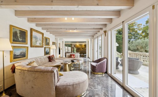 Castle Life At Your Fingertips - 5