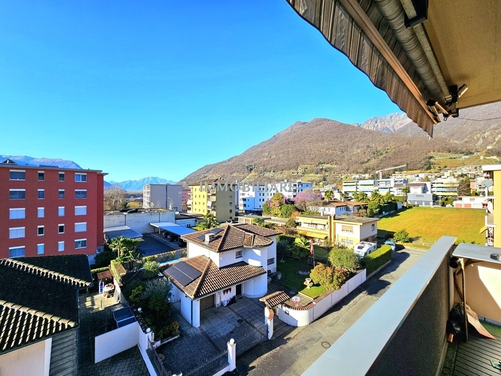 Luminoso App. Con Vista Aperta, In Zona Silenziosa E A Basse Spese